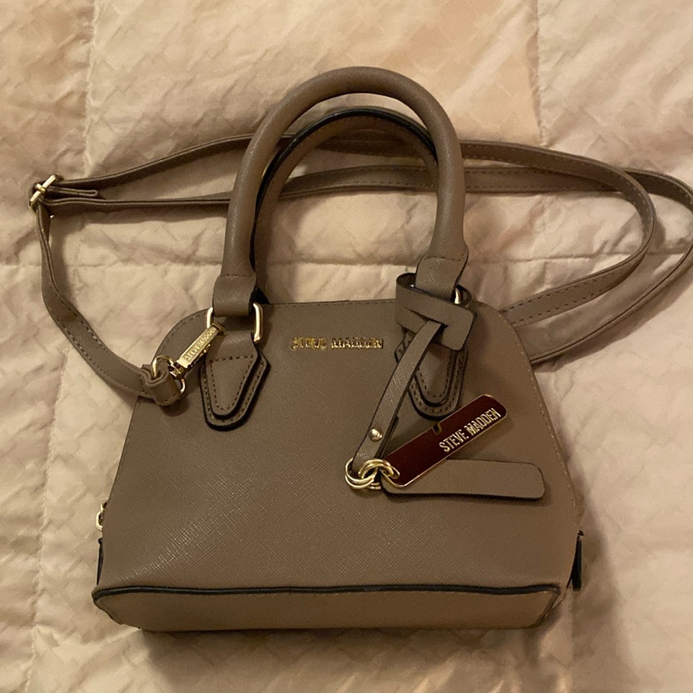 Steve Madden Adjustable Strap BFaith Crossbody Dome Style Satchel